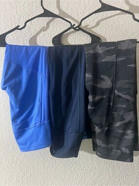 3piece Women’s Small Athletic Leggings Bundle- Blue, Navy & Black Camo